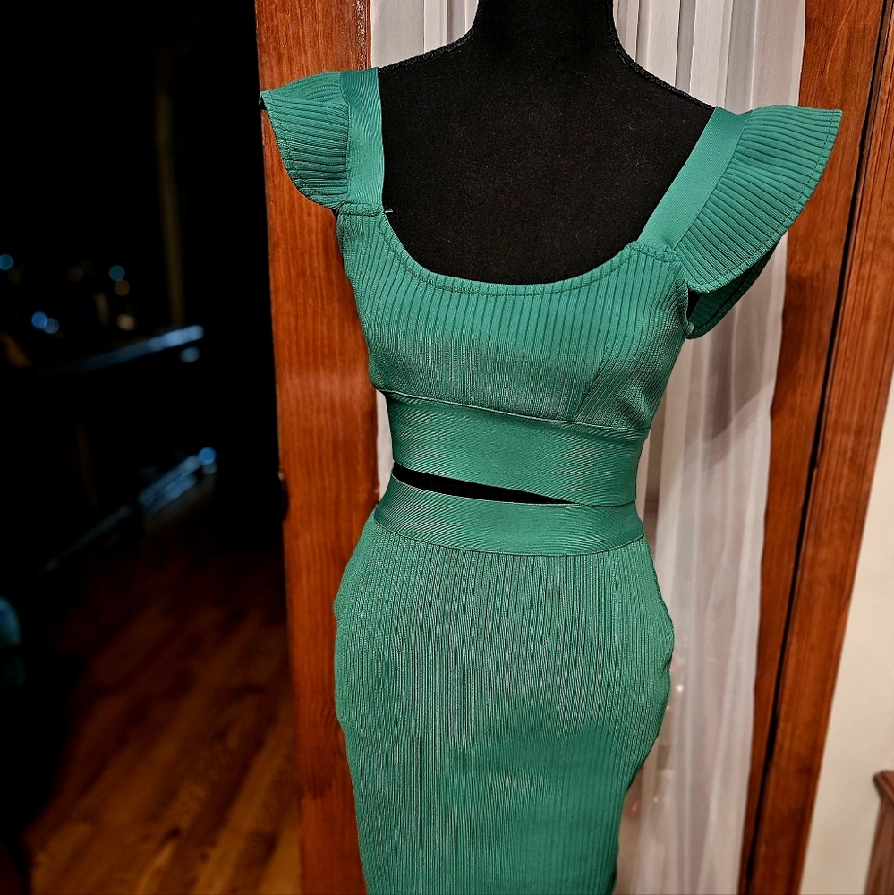 Women's two piece skirt set